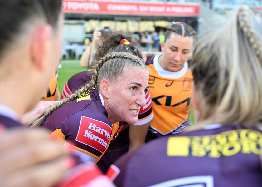 Broncos captain Ali Brigginshaw rallies her team.